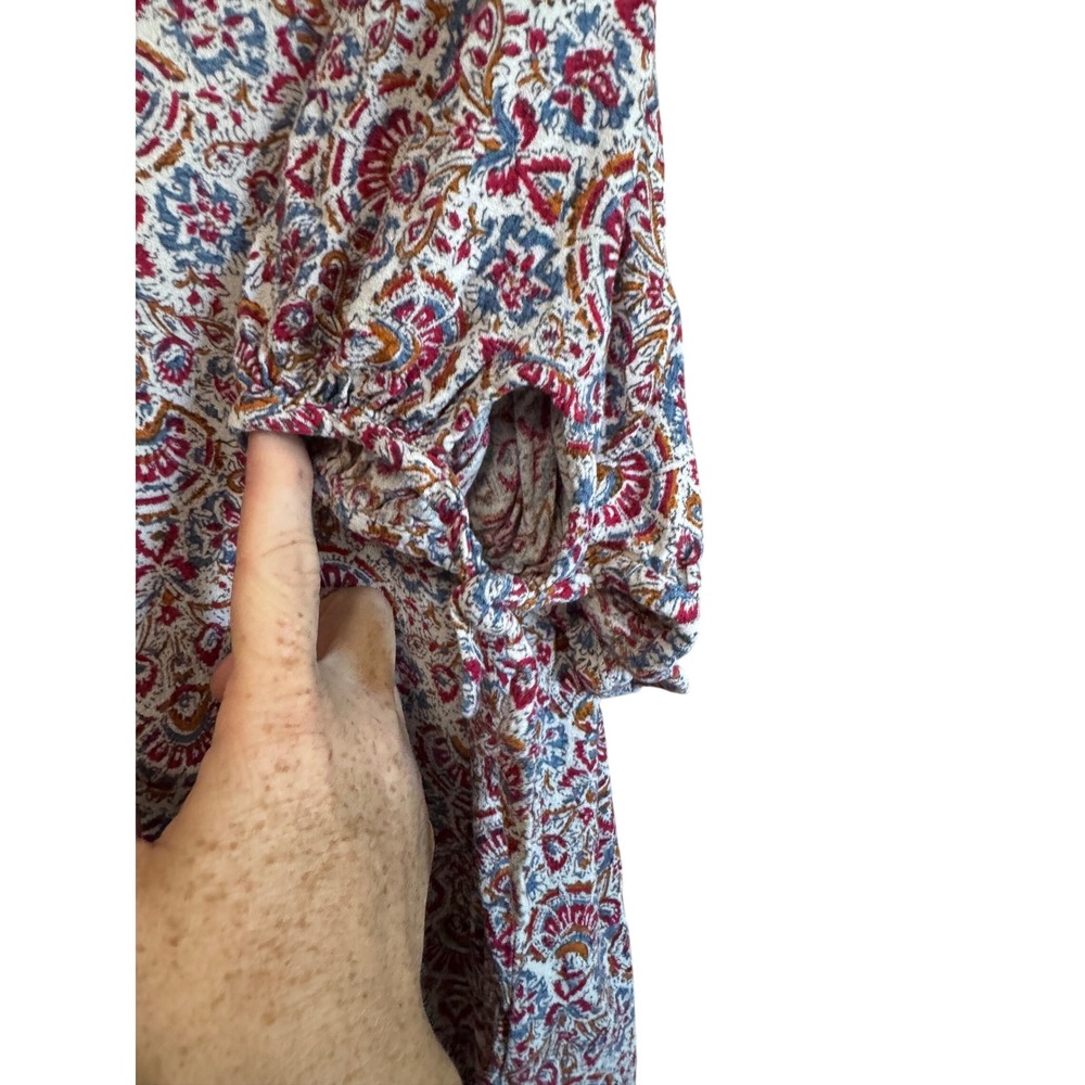 Jones New York Paisley Print Short Sleeve Blouse in Cream, Red, Navy - Picture 4 of 8